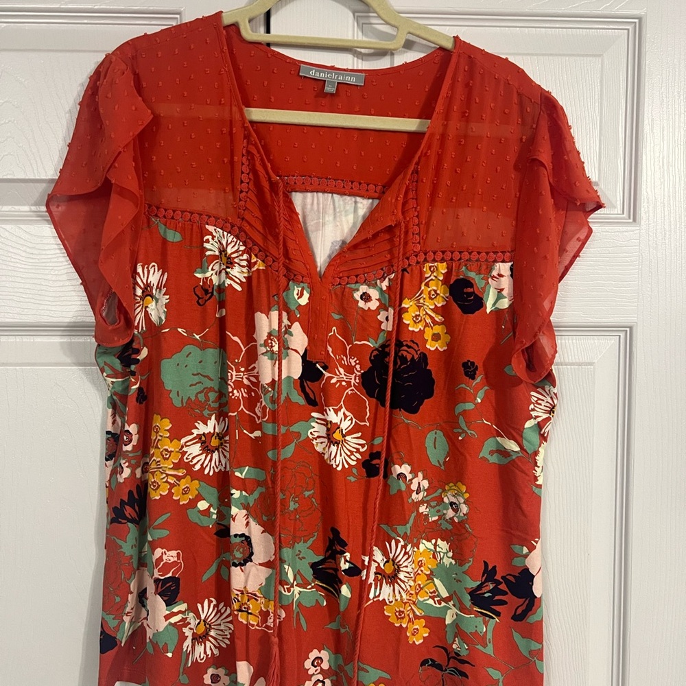 Stitch Fix Danielle Rainn Women's Floral Red Top